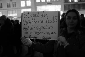 Schwarz – Weiß – Jährlich,